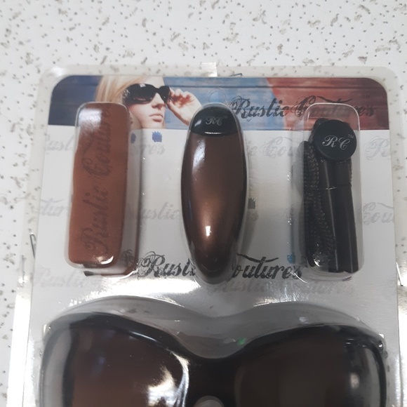 SUNGLASSES - Picture 4 of 4